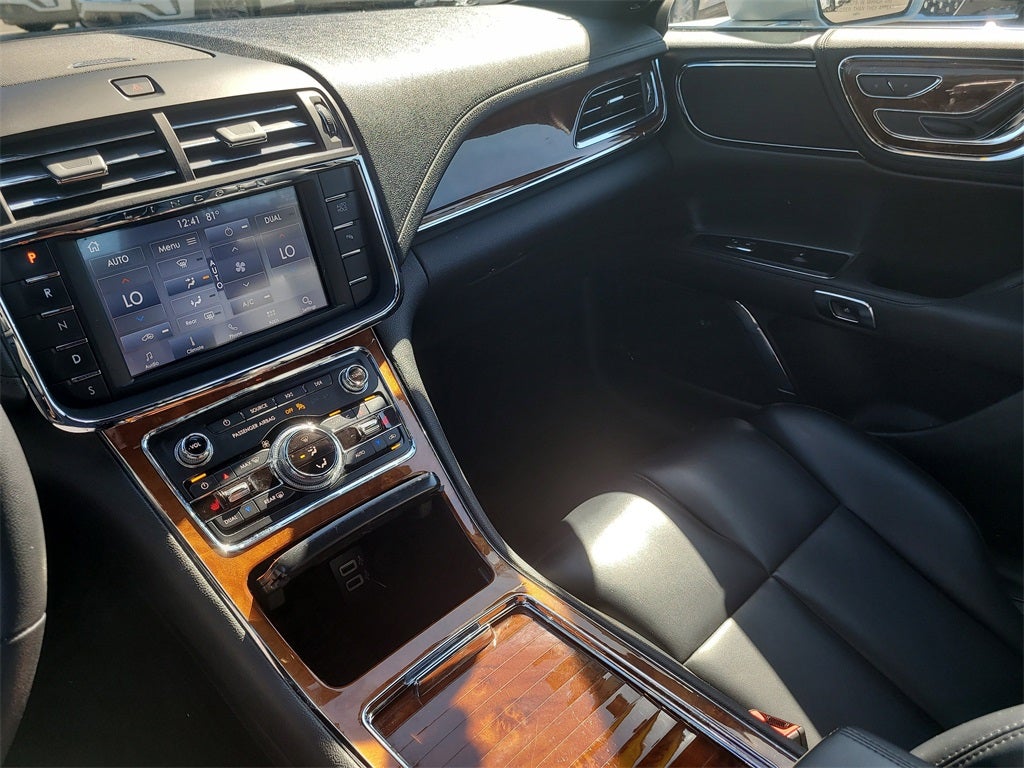 2020 Lincoln Continental Standard