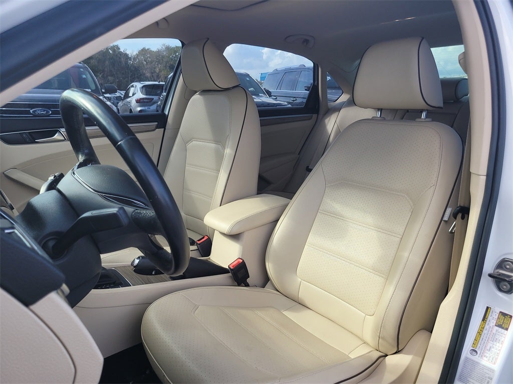 2017 Volkswagen Passat 1.8T SE