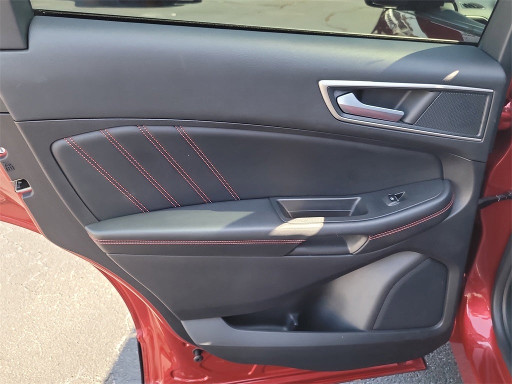 2021 Ford Edge ST Line