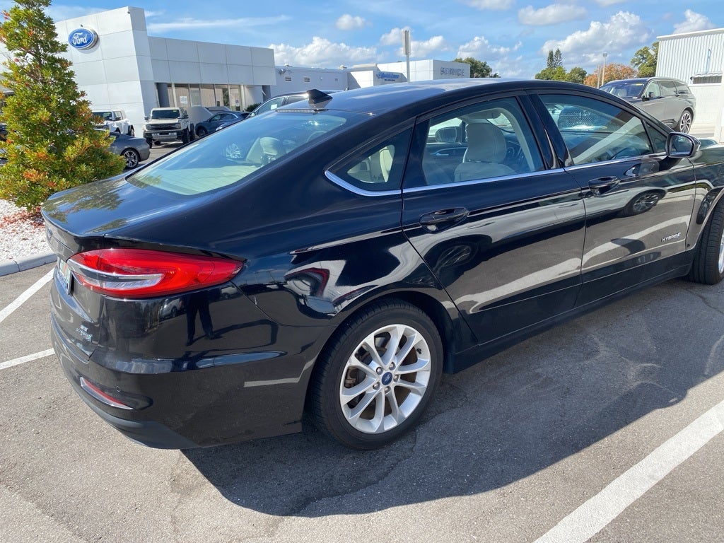 2019 Ford Fusion Hybrid SE