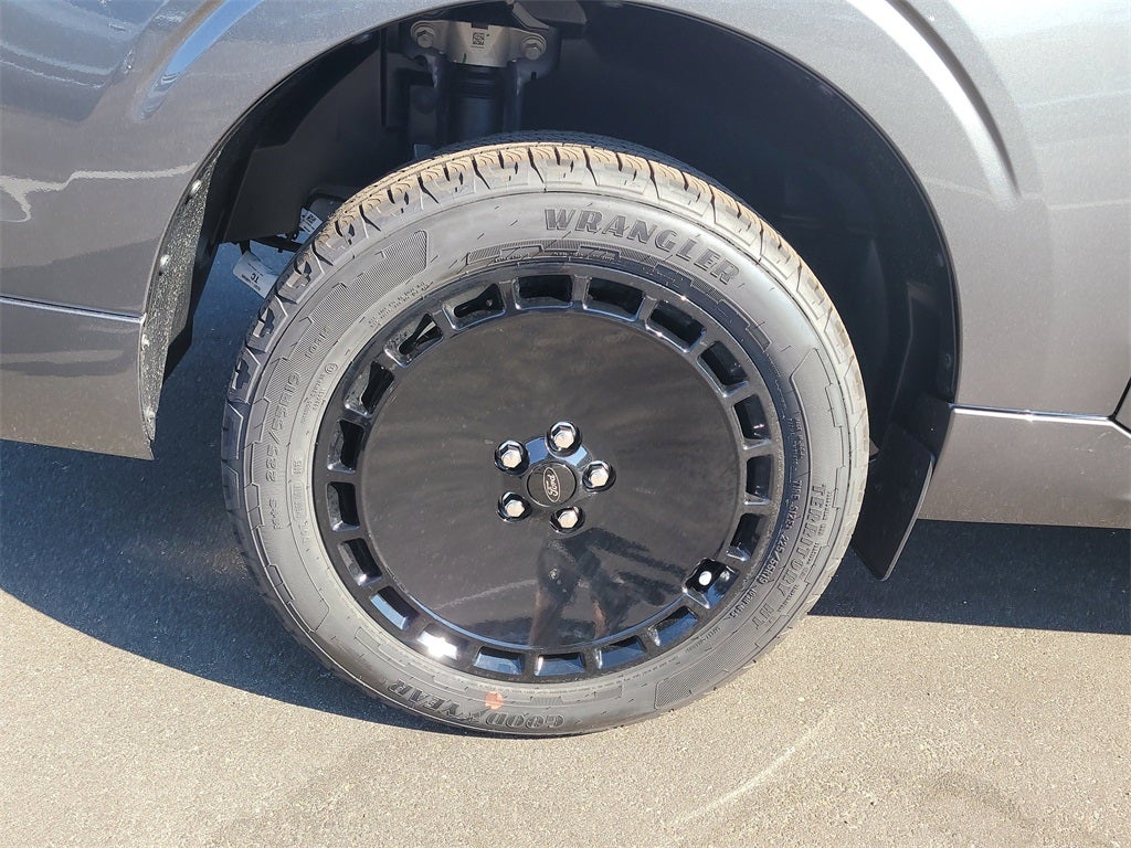 2025 Ford Maverick Lobo Standard