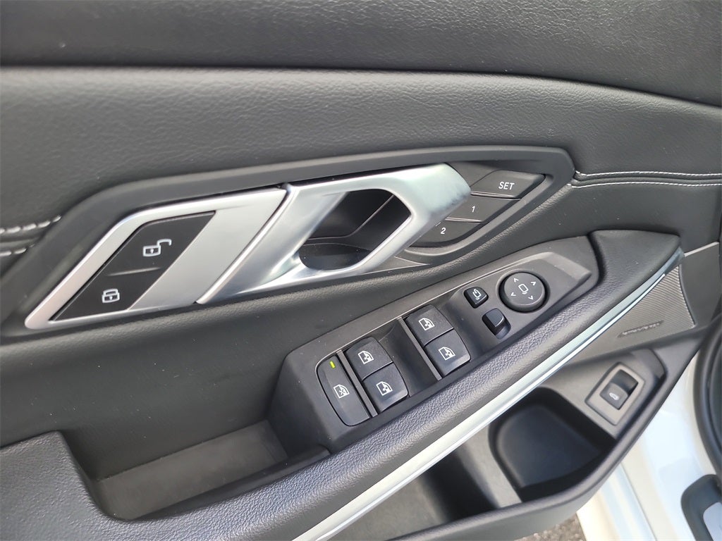 2023 BMW 3 Series 330i xDrive