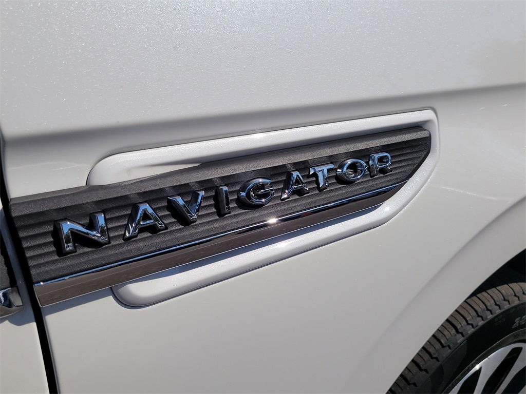 2024 Lincoln Navigator L L Reserve