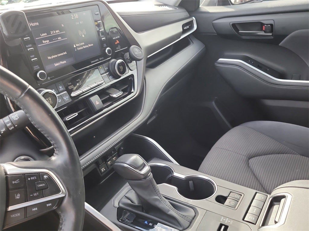 2021 Toyota Highlander LE