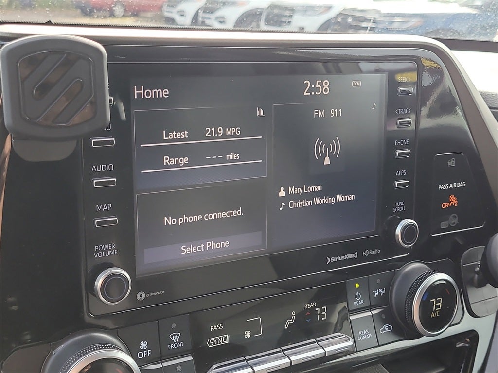 2021 Toyota Highlander LE