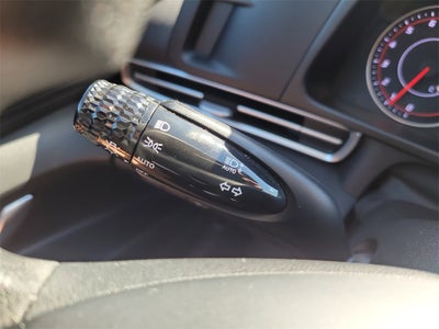 2022 Hyundai Elantra SE