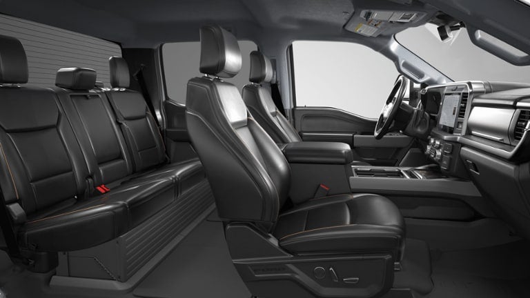 2026 Ford Super Duty F-350® Lariat®